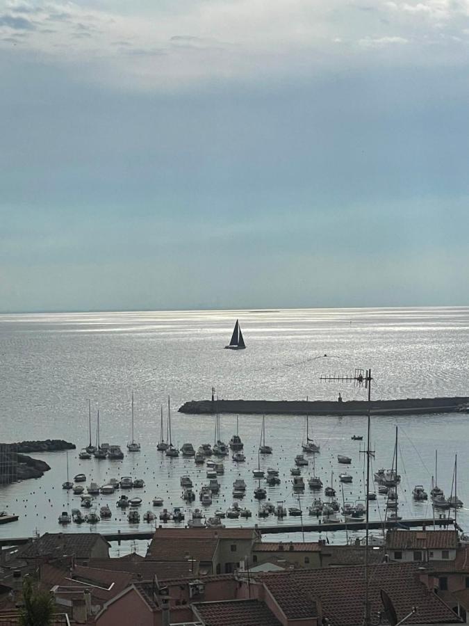 La Finestra Sul Porto Apartment